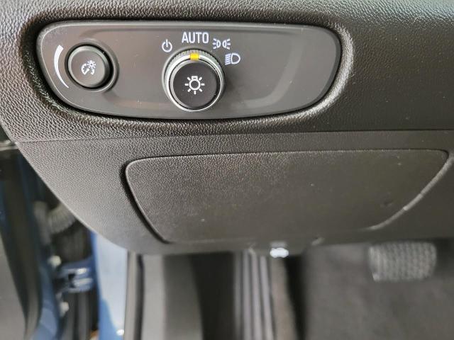 2024 Chevrolet Malibu Vehicle Photo in APPLETON, WI 54914-4656