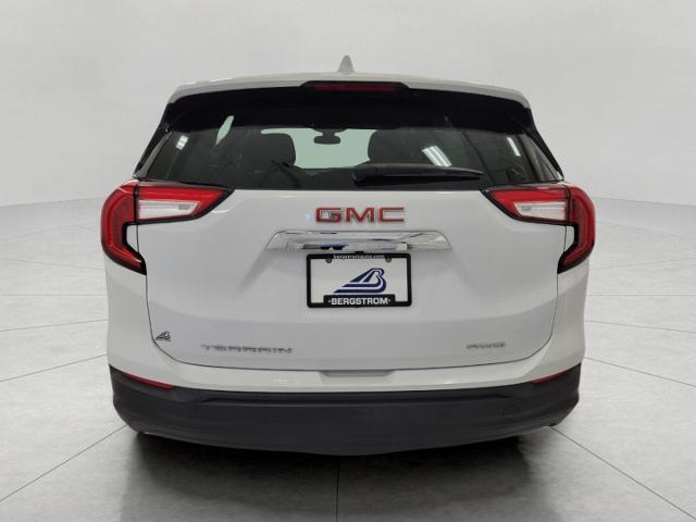 2024 GMC Terrain Vehicle Photo in GREEN BAY, WI 54303-3330