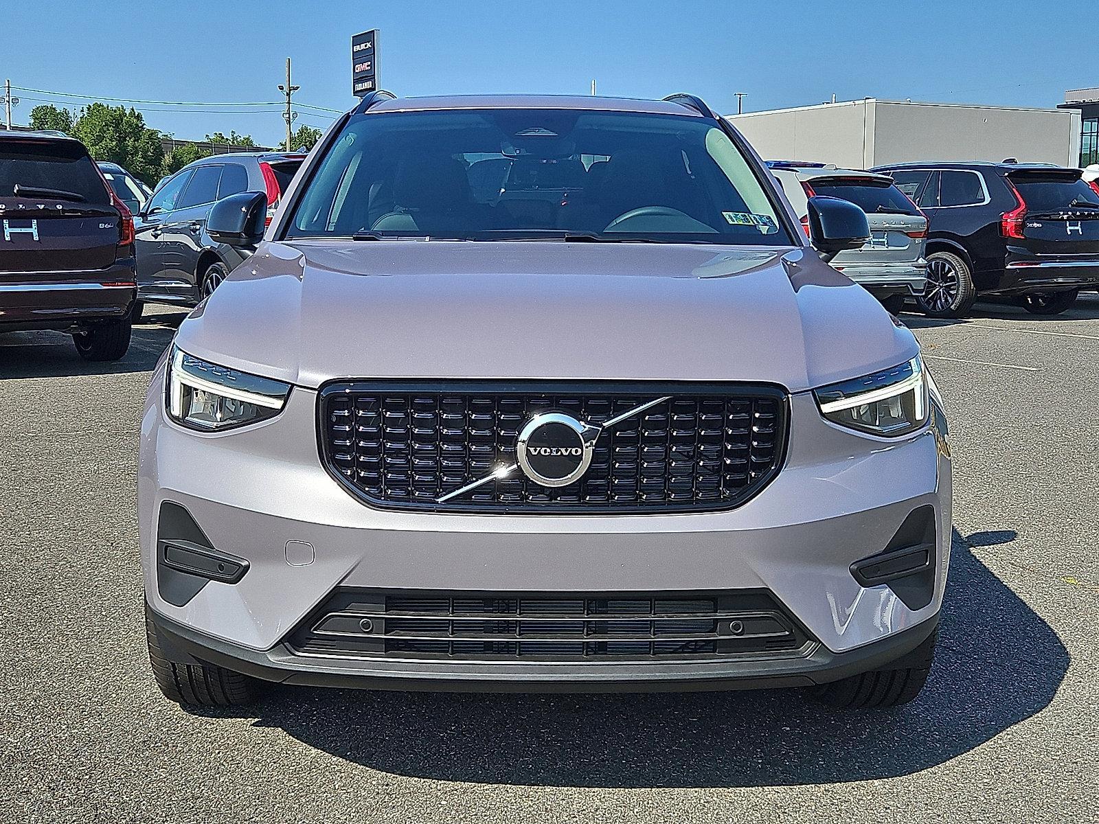 2026 Volvo XC40 Vehicle Photo in Trevose, PA 19053