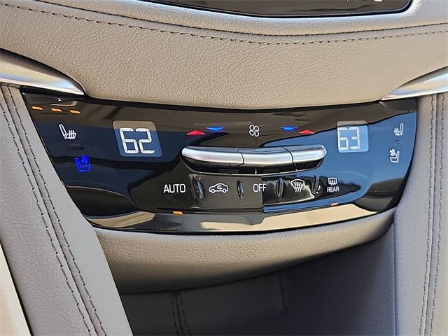 2024 Cadillac XT5 Vehicle Photo in ALLENTOWN, PA 18103-7399