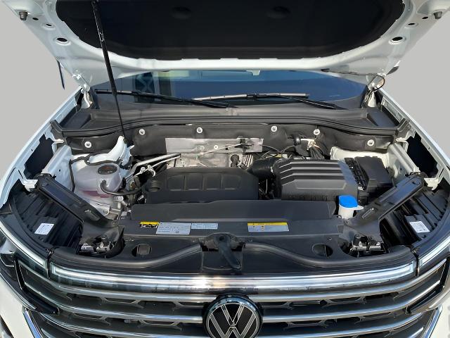 2024 Volkswagen Atlas Vehicle Photo in Oshkosh, WI 54904