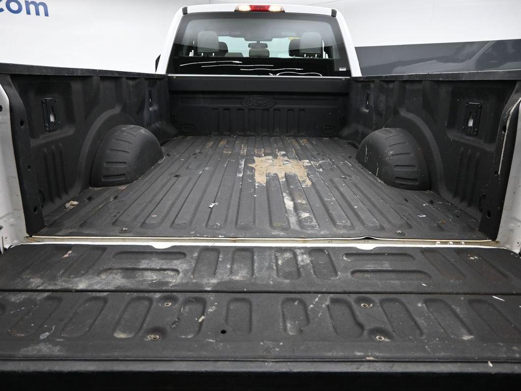 2017 Ford Super Duty F-250 SRW Vehicle Photo in Cedar Rapids, IA 52402