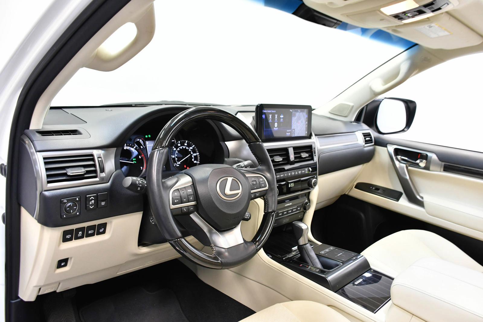 2023 Lexus GX 460 Vehicle Photo in DALLAS, TX 75235