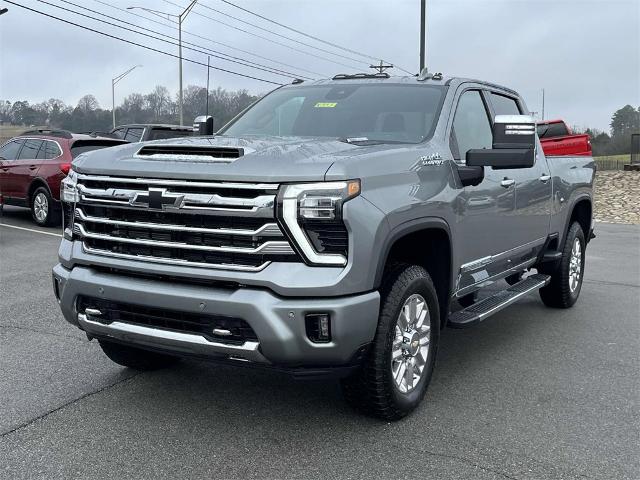 2025 Chevrolet Silverado 2500 HD Vehicle Photo in ALCOA, TN 37701-3235