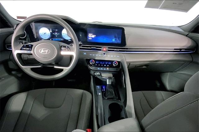 2024 Hyundai ELANTRA Vehicle Photo in Lees Summit, MO 64086