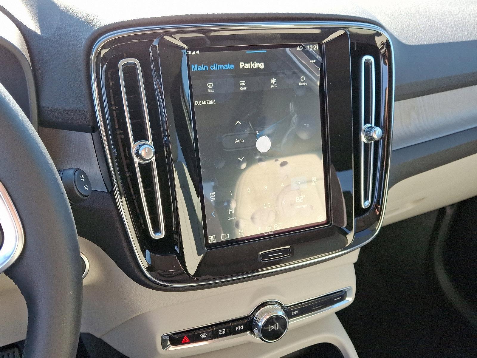 2025 Volvo XC40 Vehicle Photo in Trevose, PA 19053
