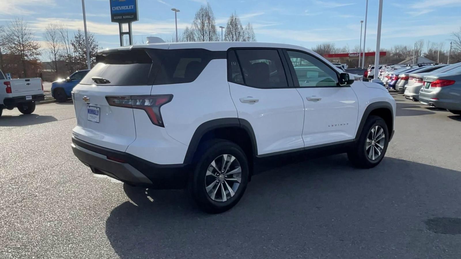 2025 Chevrolet Equinox Vehicle Photo in BENTONVILLE, AR 72712-4322