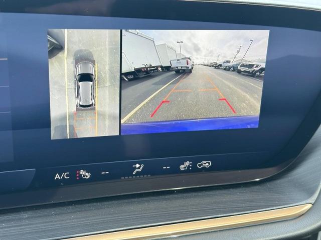 2025 Buick Envision Vehicle Photo in COLUMBIA, MO 65203-3903