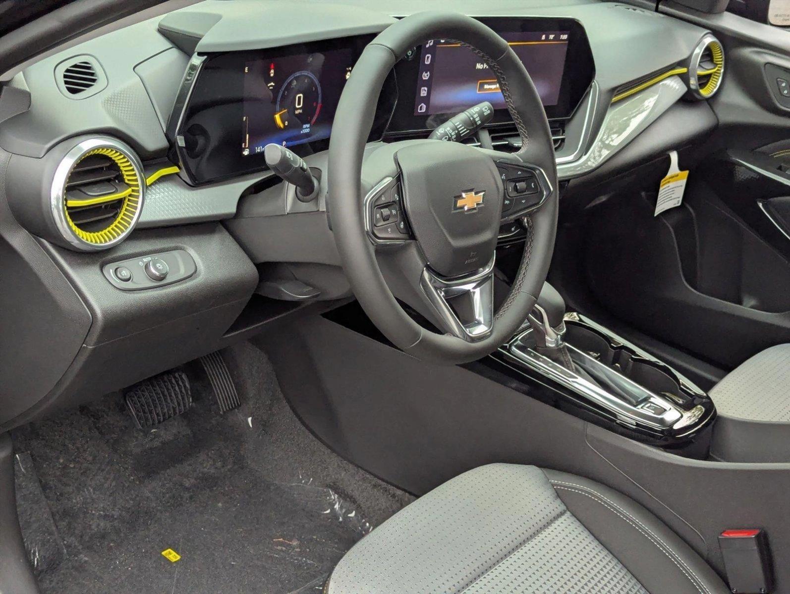 2025 Chevrolet Trax Vehicle Photo in GREENACRES, FL 33463-3207