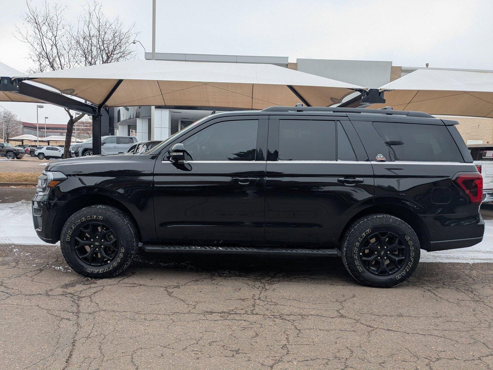 2024 Ford Expedition Vehicle Photo in LONE TREE, CO 80124-2750