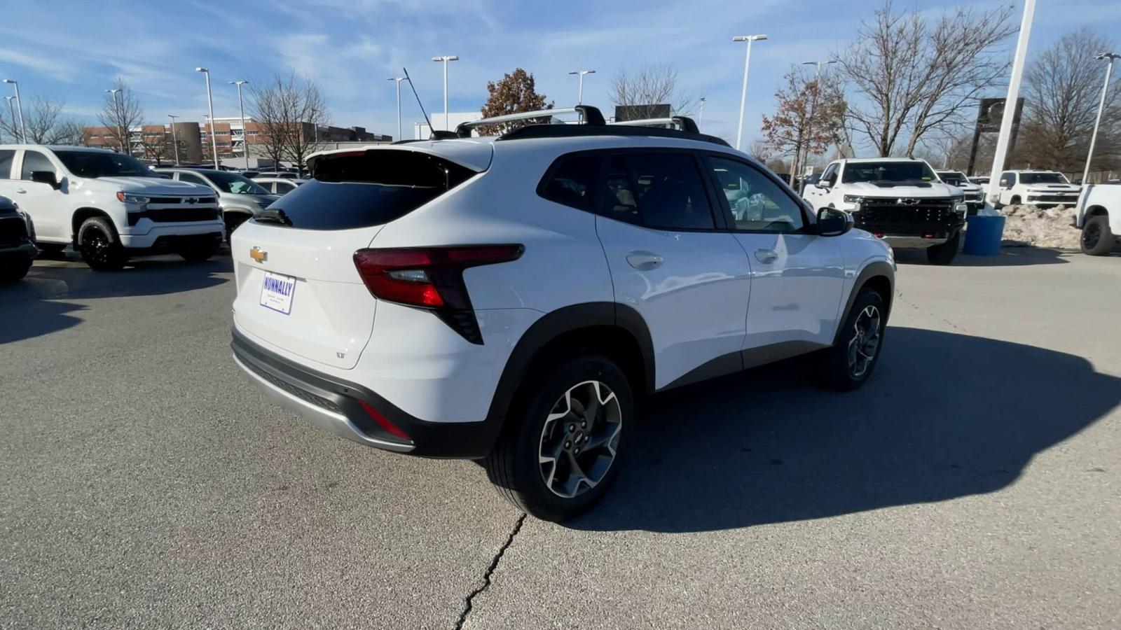 2025 Chevrolet Trax Vehicle Photo in BENTONVILLE, AR 72712-4322