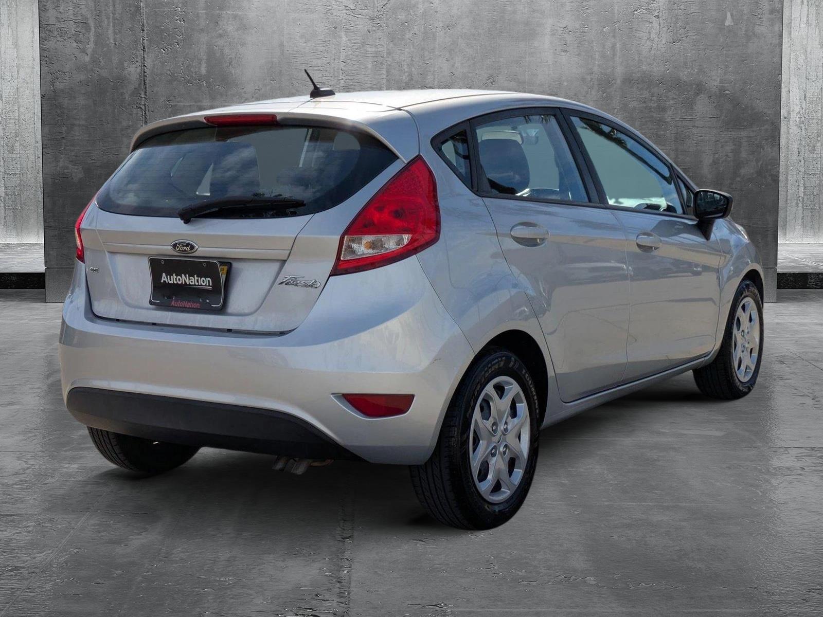 2013 Ford Fiesta Vehicle Photo in Tustin, CA 92782