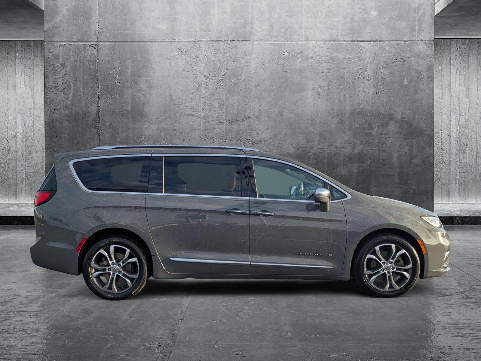 2022 Chrysler Pacifica Vehicle Photo in CLEARWATER, FL 33764-7163