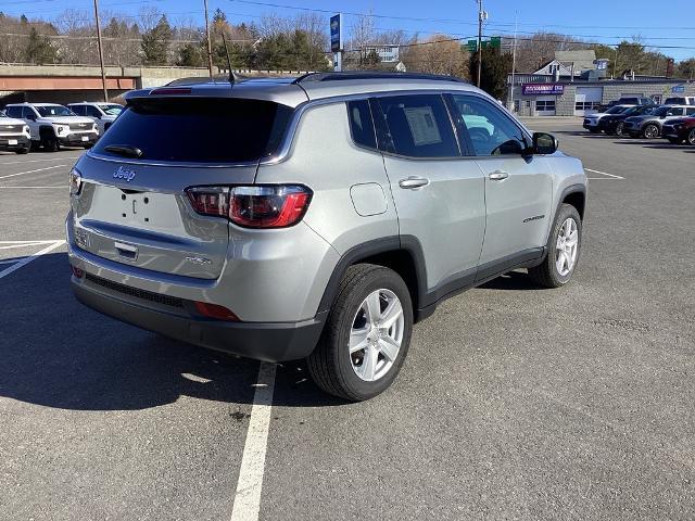 2022 Jeep Compass Vehicle Photo in Gardner, MA 01440