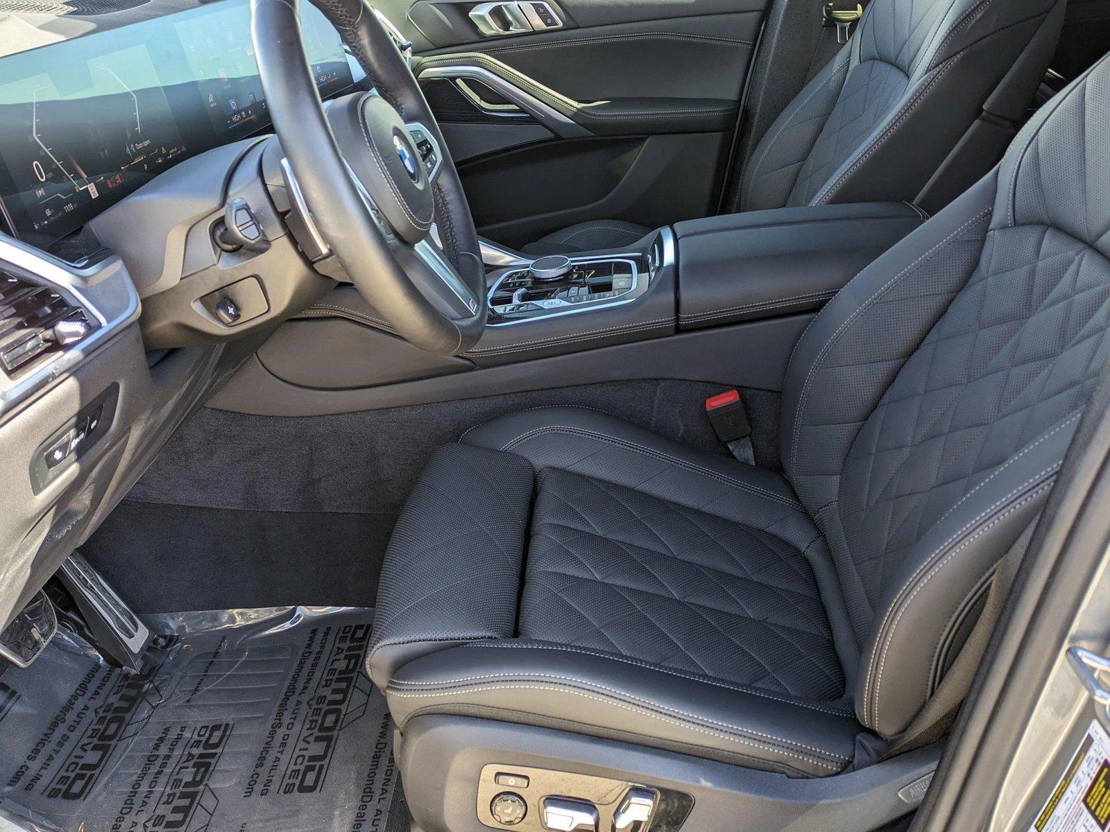 2024 BMW X6 xDrive40i Vehicle Photo in Rockville, MD 20852