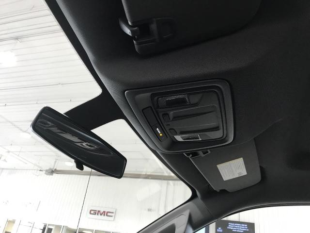 2021 GMC Sierra 1500 Vehicle Photo in GREEN BAY, WI 54303-3330