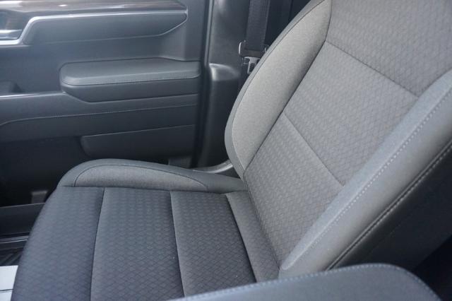 2023 Chevrolet Silverado 1500 Vehicle Photo in FAIRMONT, WV 26554-2318