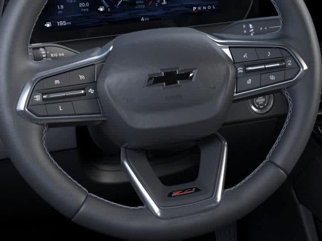 2025 Chevrolet Traverse Vehicle Photo in MOON TOWNSHIP, PA 15108-2571