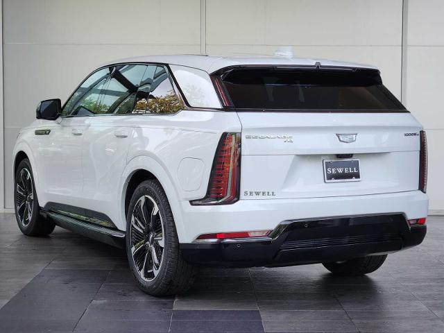 2025 Cadillac Escalade IQ Vehicle Photo in HOUSTON, TX 77079