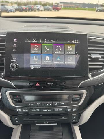 2020 Honda Pilot Vehicle Photo in Peoria, IL 61615
