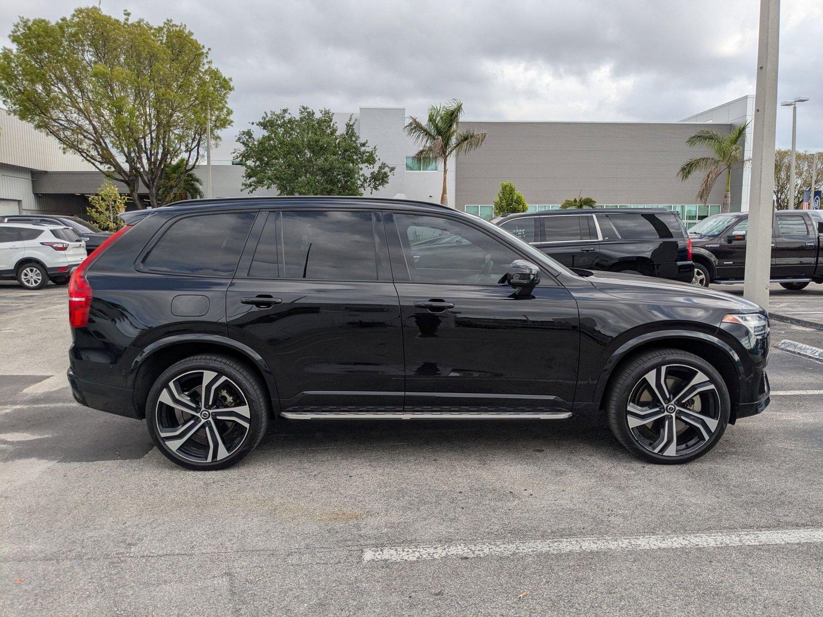 2021 Volvo XC90 Vehicle Photo in Miami, FL 33015