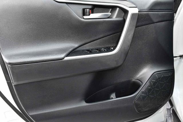 2020 Toyota RAV4 Vehicle Photo in DALLAS, TX 75235