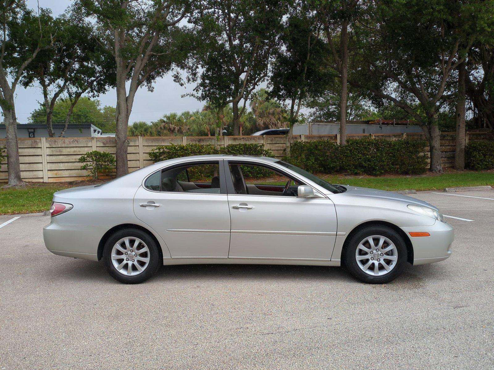 2002 Lexus ES 300 Vehicle Photo in West Palm Beach, FL 33417