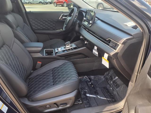 2025 Mitsubishi Outlander Plug-In Hybrid Vehicle Photo in Tampa, FL 33612
