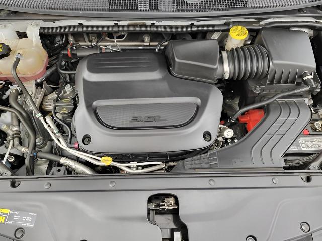 2023 Chrysler Pacifica Vehicle Photo in Green Bay, WI 54304