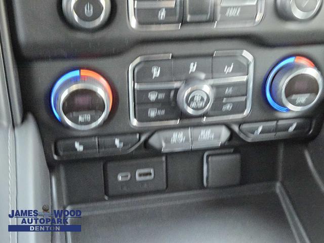 2022 Chevrolet Tahoe Vehicle Photo in DENTON, TX 76210-9321