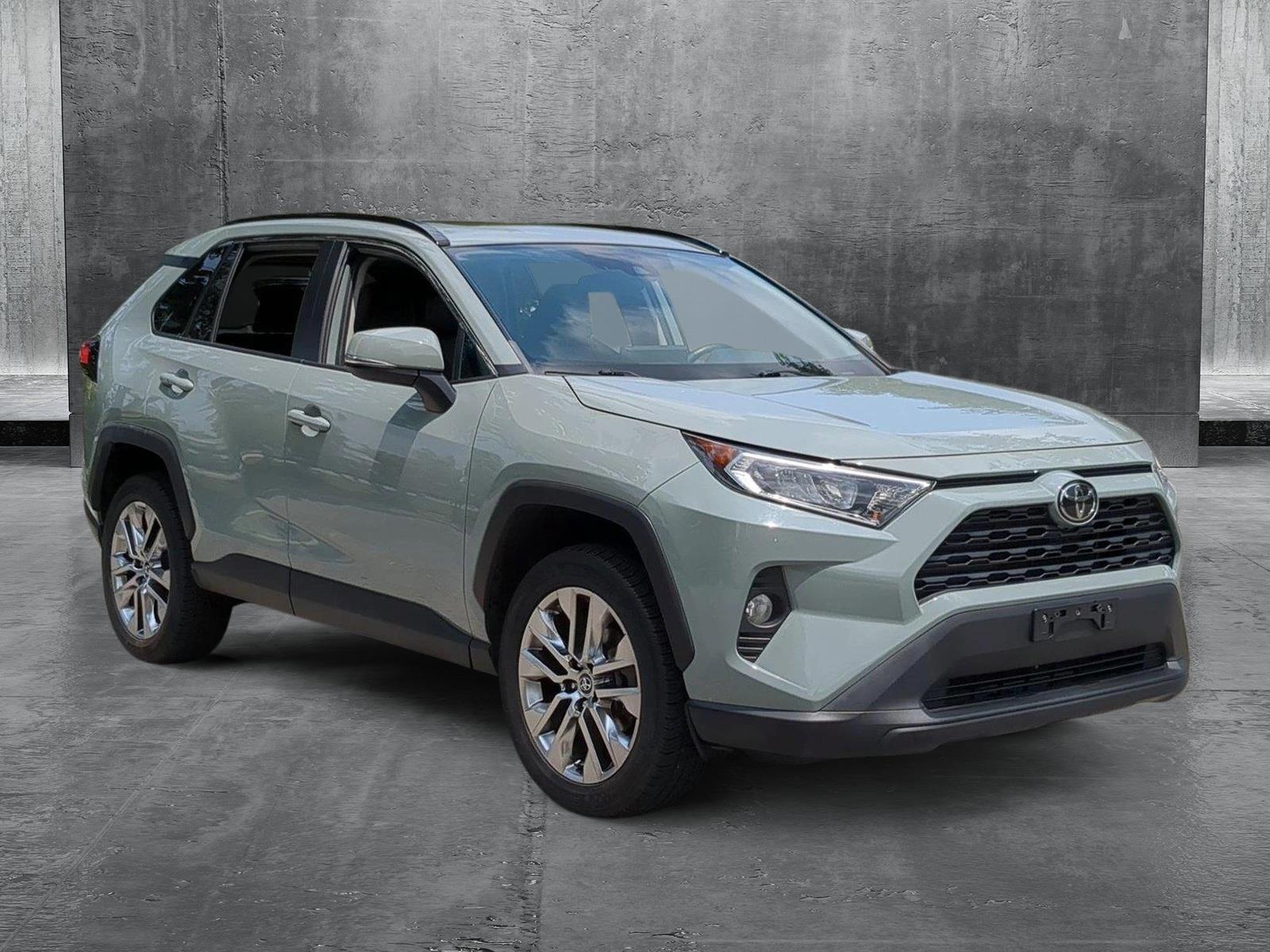 2020 Toyota RAV4 Vehicle Photo in West Palm Beach, FL 33417