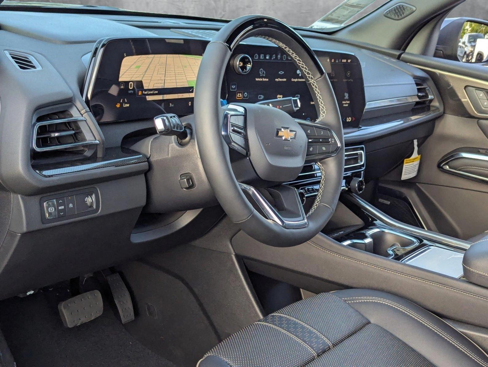 2025 Chevrolet Traverse Vehicle Photo in MIAMI, FL 33134-2699