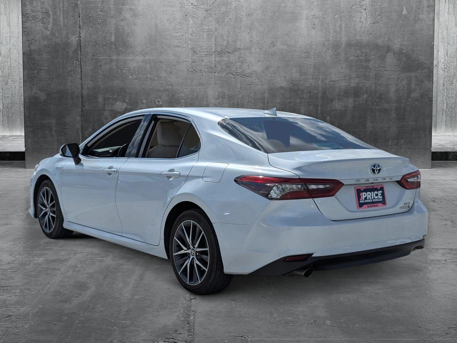 2021 Toyota Camry Vehicle Photo in Ft. Myers, FL 33907