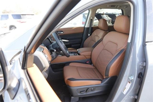 2025 Nissan Pathfinder Vehicle Photo in Hazelwood, MO 63042