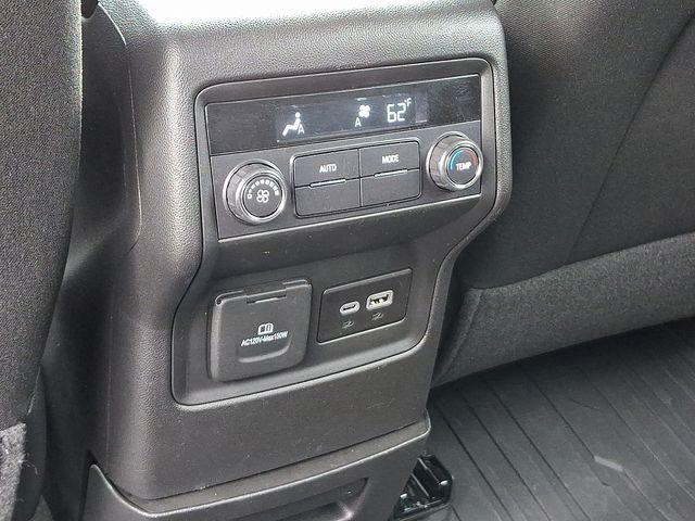 2023 GMC Acadia Vehicle Photo in DANBURY, CT 06810-5034