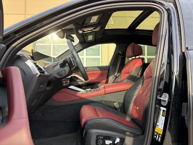 2024 BMW X6 xDrive40i Vehicle Photo in Peoria, IL 61615