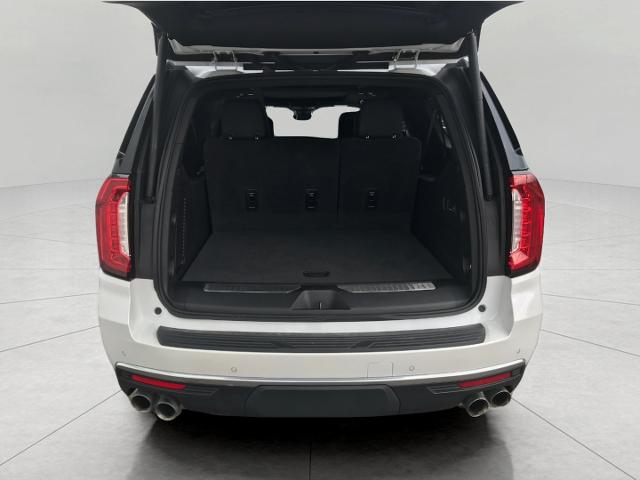 2024 GMC Yukon XL Vehicle Photo in GREEN BAY, WI 54303-3330