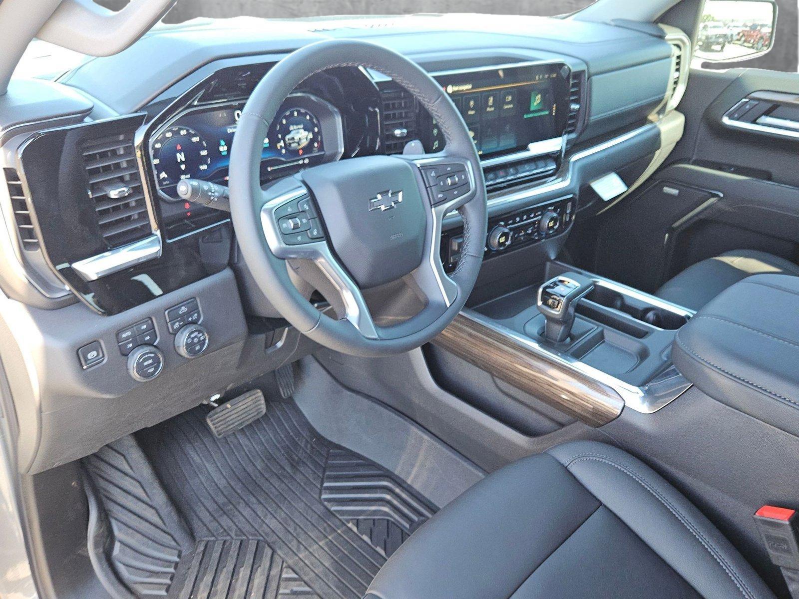 2025 Chevrolet Silverado 1500 Vehicle Photo in MESA, AZ 85206-4395