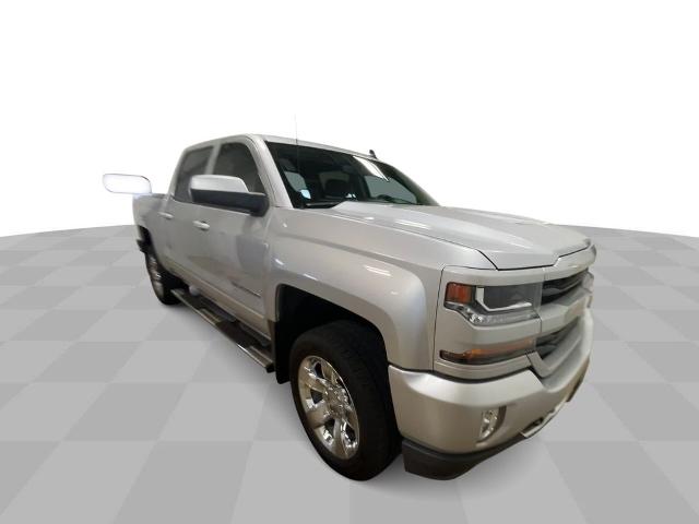 Used 2018 Chevrolet Silverado 1500 LT with VIN 3GCUKREC2JG291732 for sale in Platteville, WI