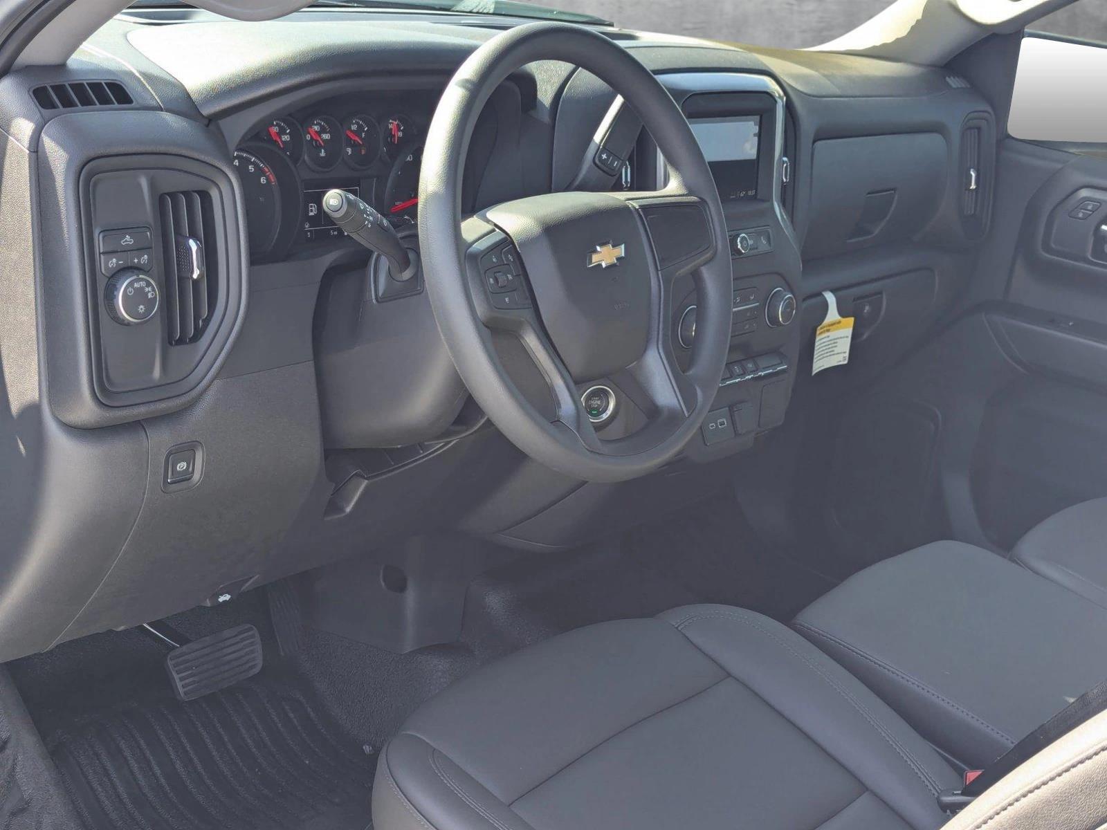 2025 Chevrolet Silverado 1500 Vehicle Photo in PEMBROKE PINES, FL 33024-6534