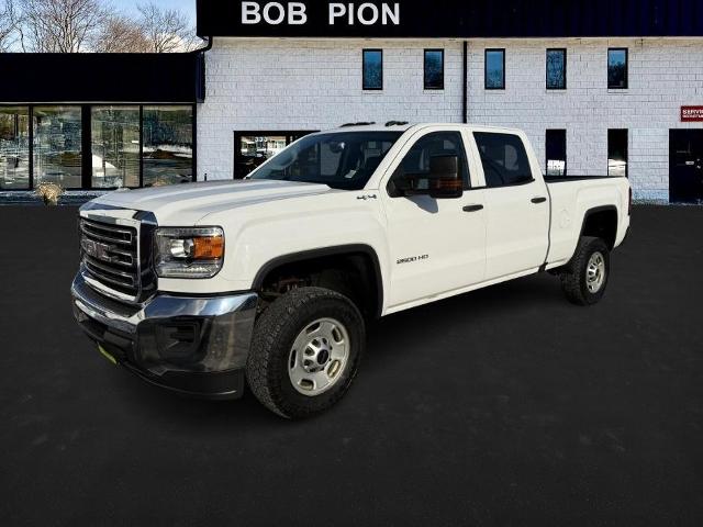 2017 GMC Sierra 2500HD Vehicle Photo in CHICOPEE, MA 01020-5001