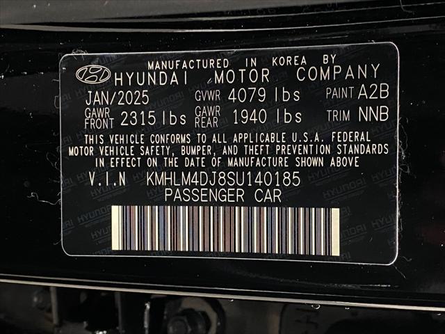 2025 Hyundai ELANTRA Hybrid Vehicle Photo in Appleton, WI 54913