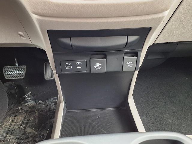 2025 Honda Odyssey Vehicle Photo in Oshkosh, WI 54904