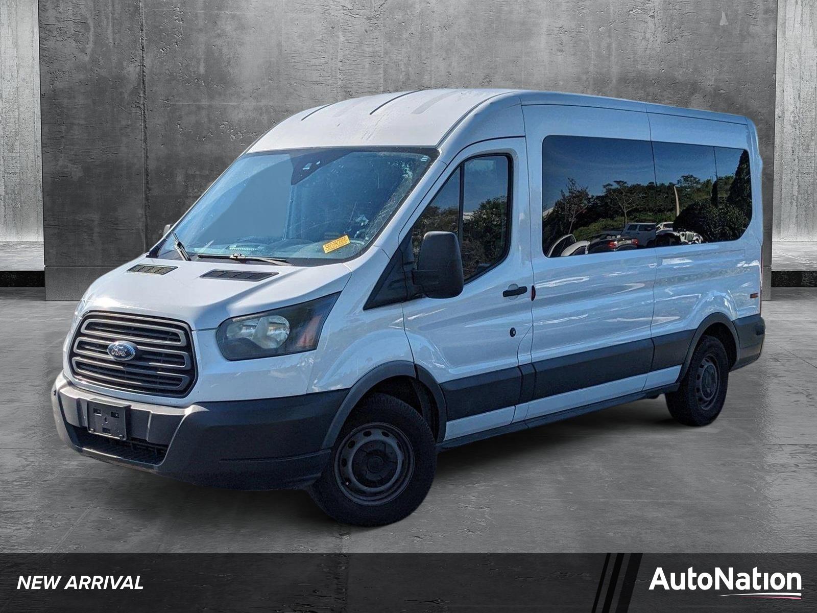 2016 Ford Transit Wagon Vehicle Photo in Panama City, FL 32401