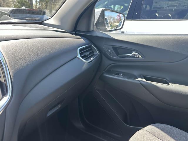2022 Chevrolet Equinox Vehicle Photo in Roslyn, NY 11576