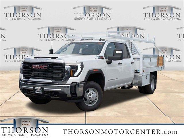 2025 GMC Sierra 3500 HD Chassis Cab Vehicle Photo in PASADENA, CA 91107-3803