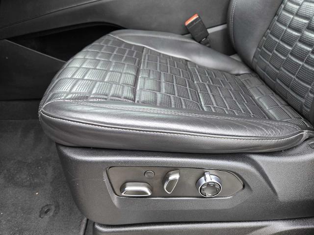 2021 Cadillac Escalade Vehicle Photo in DENTON, TX 76210-9321