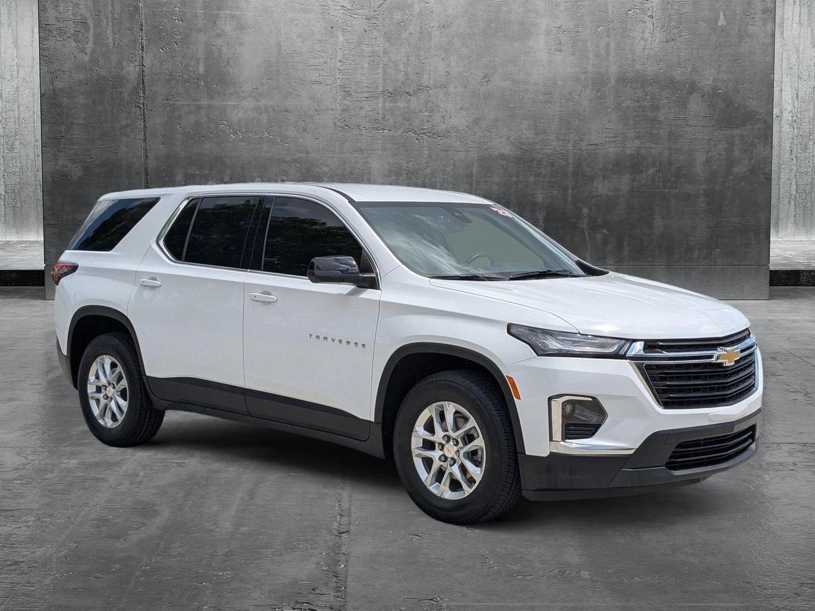 2023 Chevrolet Traverse Vehicle Photo in PEMBROKE PINES, FL 33024-6534