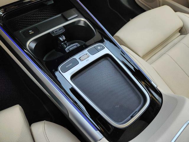 2025 Mercedes-Benz GLB Vehicle Photo in HOUSTON, TX 77079