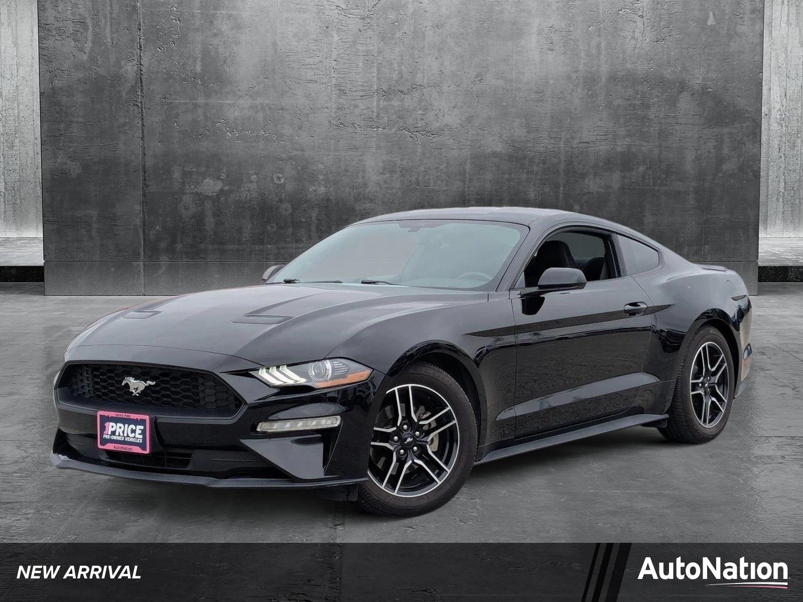 2018 Ford Mustang Vehicle Photo in Valencia, CA 91355